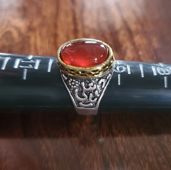 Vintage Silver and Gold and Red Stone Ring (Sz 10) - Picture 2 of 5